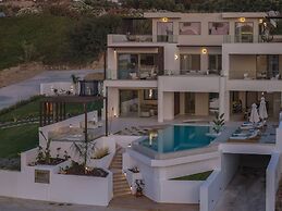 Luxurious Villa Selestine - With Private Pool