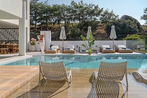 Luxurious Villa Selestine - With Private Pool