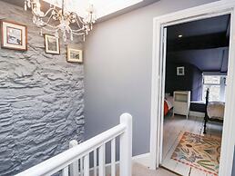 Unicorn Cottage
