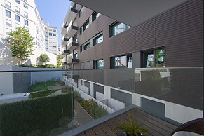 Benfica Prime Terrace II by Homing
