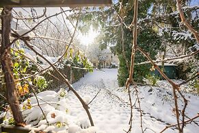 Spacious 2BR Stay for 6 Heart of Mödling