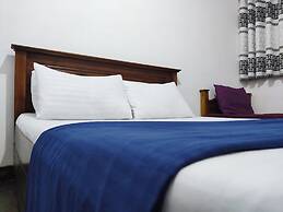 Green Holiday Inn