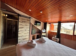 Quena Hotel