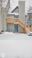 Blue Mountain Collingwood Loft Condo