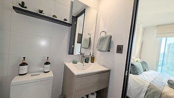 Santa Elvira Apartments