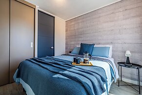 Santa Elvira Apartments