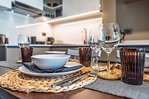 Santa Elvira Apartments