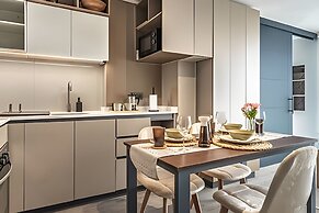 Santa Elvira Apartments