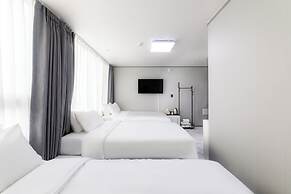 MJ HOTEL JONGNO