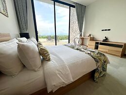 Michel Tropical Seaview Pool Villas