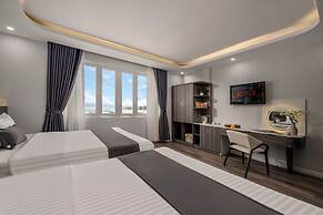 SOL Center Hotel