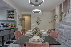Villa Aria With Heated Pool and Whirlpool