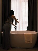 Ayata Hotel
