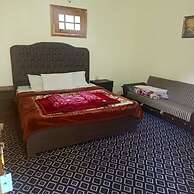 Hotel Pine Grove Naran