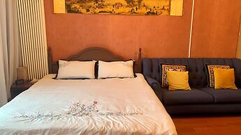 Beijing Furnished Apt with Queen bed