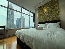 Sky Suites KLCC by Easy Nap