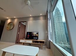 Sky Suites KLCC by Easy Nap