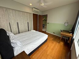 Sky Suites KLCC by Easy Nap