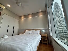 Sky Suites KLCC by Easy Nap