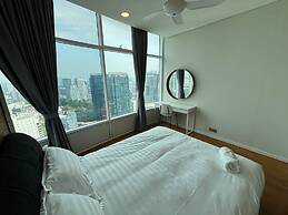 Sky Suites KLCC by Easy Nap