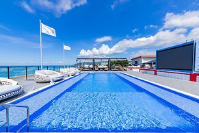 awaJ Beach Club