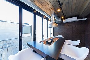 awaJ Beach Club