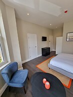 The Ivy Apartments