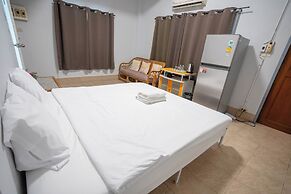Mitr Inn Hua Hin Beach