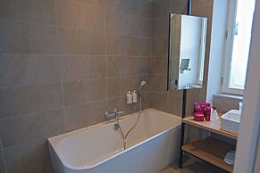 Garrigae Caserne de Briançon & Spa - les Cinq Mondes