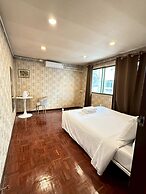 Stay On Sukhumvit 11