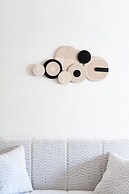 LIV - Modern Studio Apartment S8-4a