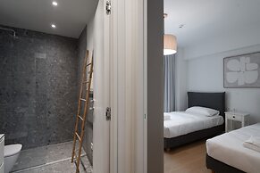 LIV Athinum 1 - Luxury Apartment 3C