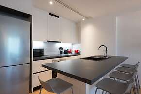 LIV Athinum 1 - Luxury Apartment 3C