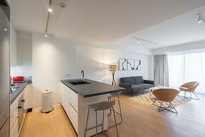 LIV Athinum 1 - Luxury Apartment 3C