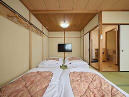 Okasan Hotel