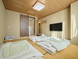 Okasan Hotel
