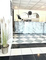 Eleana Hotel