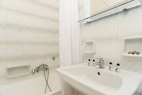 Eleana Hotel