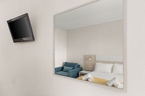 Eleana Hotel