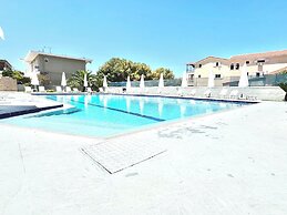 Eleana Hotel