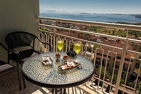 Corfelia Seaview Suites