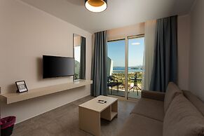 Corfelia Seaview Suites