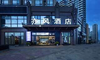 Yifeng hotel
