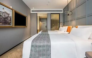 Yifeng hotel