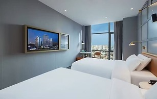 Yifeng hotel