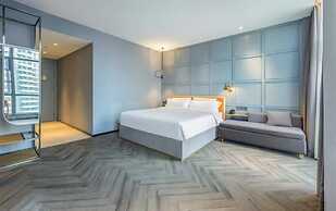 Yifeng hotel