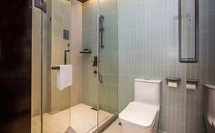 Yifeng hotel