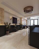 Splendid Secret Hotel