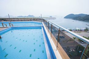 Amor Hotel
