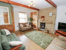 Hivewood Cottage